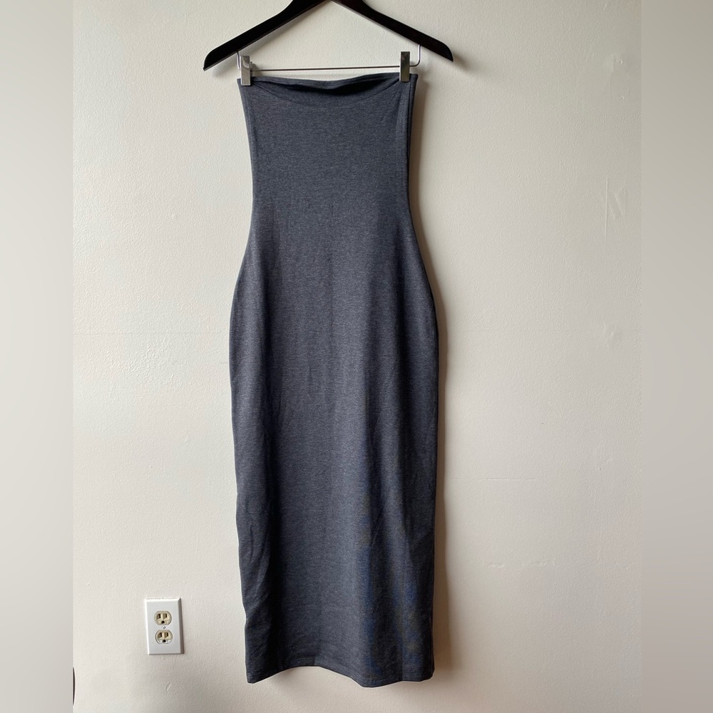 Aritzia grey contour strapless midi dress - Picture 6 of 8